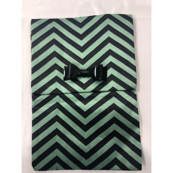 Authentic Mac Make Up Bag Case Storage Travel Case Bow Green Vintage 9" x 6.3" - Picture 3 of 7